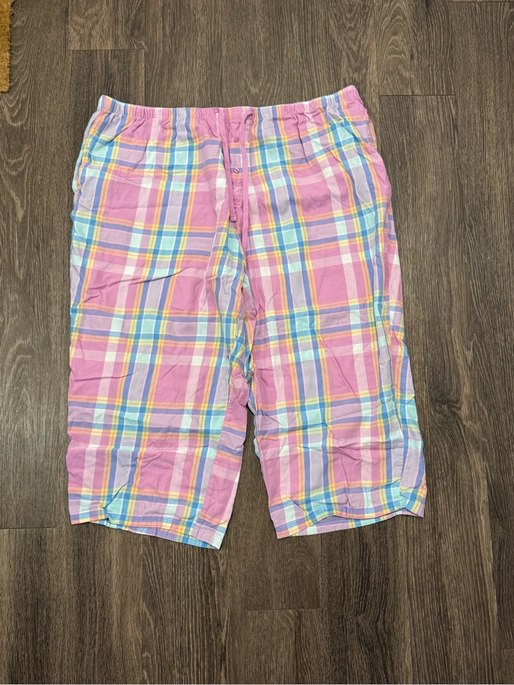 Women's Pink Plaid Cropped PJ pant